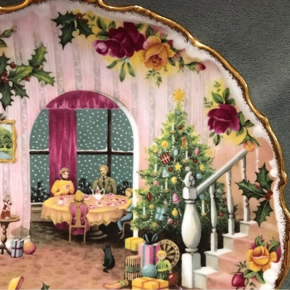 Royal Albert Plate - Christmas at Home Christmas Magic Collector Plate 1988 - Picture 4 of 7